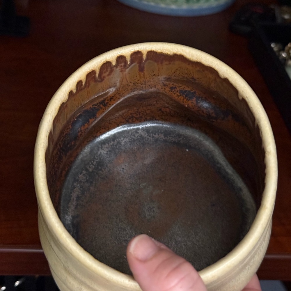 Ceramic Body Planter - Picture 8 of 9